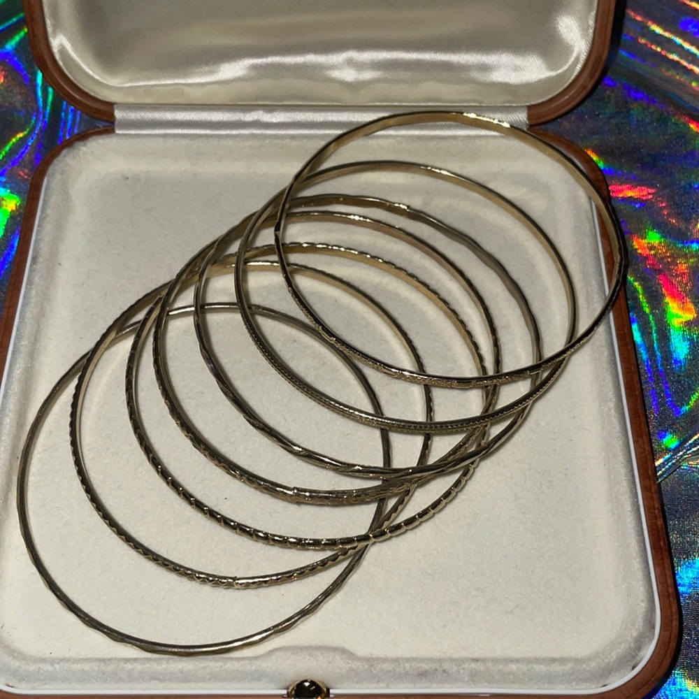 Gold bangle bracelets set